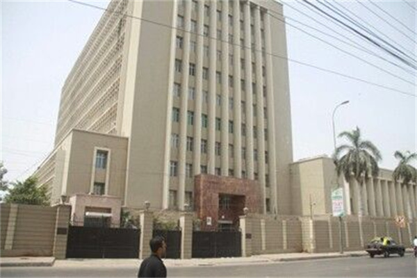 证券模拟交易心得：从纸上谈兵到实战演练