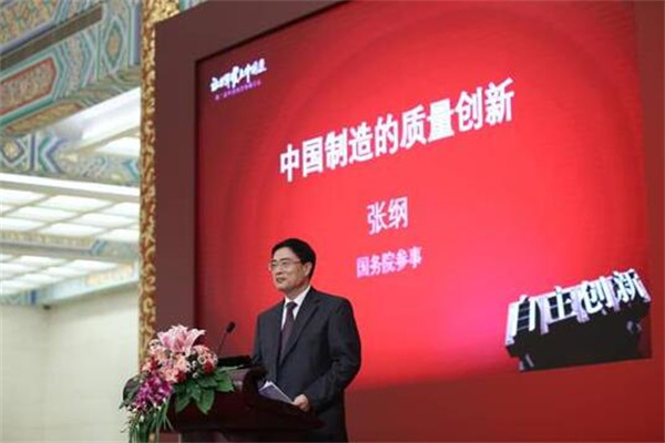 美一季度经济环比萎缩03%,英国央行暗示美元地位下降